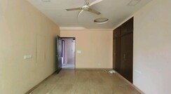 5 BHK + Pooja Room,Servant Room,Study Room,Extra Room Apartment For Sale in Vijay Society Apartment