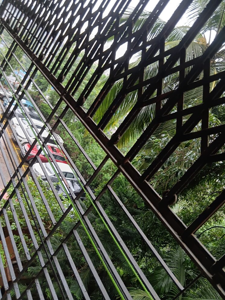 Balcony, malad east 2 Bedroom 700 Sq.Ft. Apartment In Malad East Mumbai 9167022