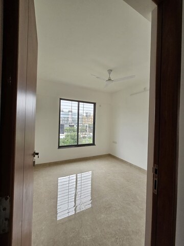 Room in 2 BHK Apartment at Wakadkar Stellar Rhythmm, Wakad – for Rent