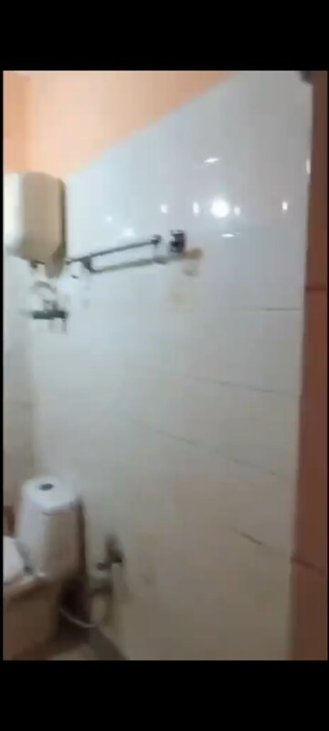 Room in 2 BHK Builder Floor at Kalkaji – for Rent