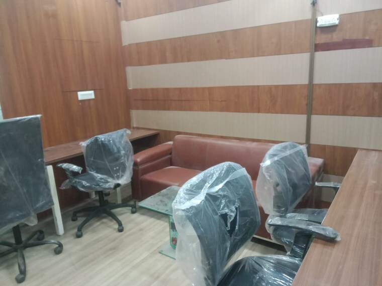  Parking, sector 2 Commercial Office Space 3000 Sq.Ft. In Sector 2 Noida 9167262