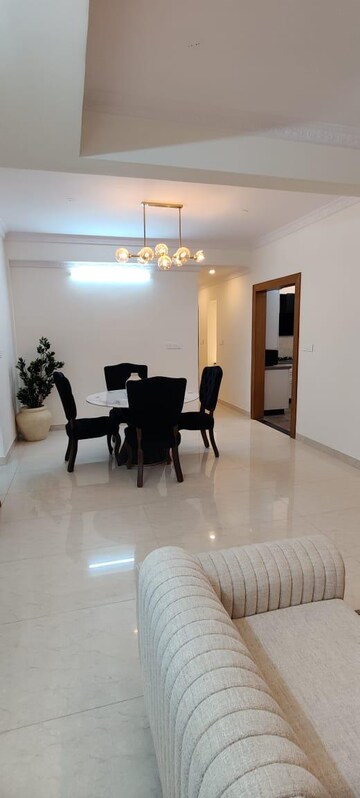 Team Area in 3 BHK Apartment at Koramangala – for Rent