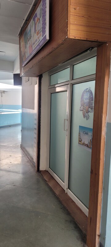 Furnished Amenities in  Office Space at Ansal Sushant Shopping Arcade, Sector 27 – for Rent