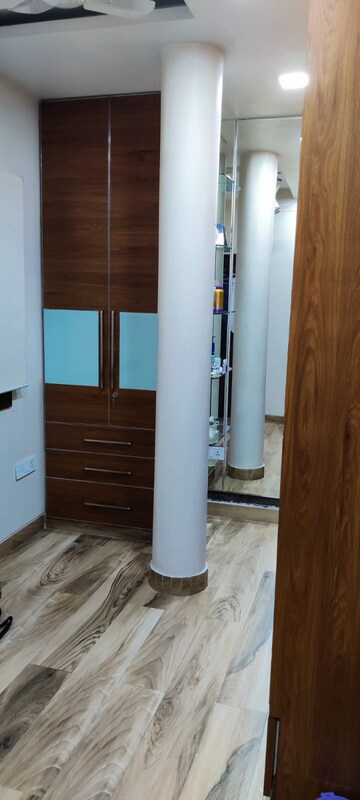 Living Room in 4 BHK Apartment at DDA Rosewood Apartments, Vasant Kunj – for Rent