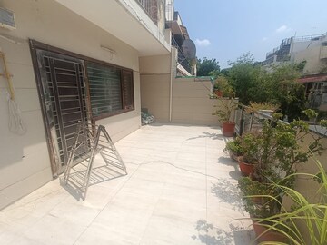 Balcony in 4 BHK Apartment at DDA Rosewood Apartments, Vasant Kunj – for Rent