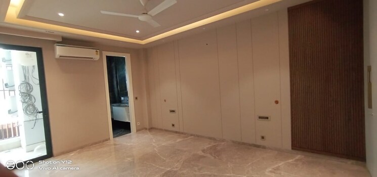 Room, greater kailash i 3 Bedroom 208 Sq.Yd. Builder Floor In Greater Kailash I Delhi 9167322