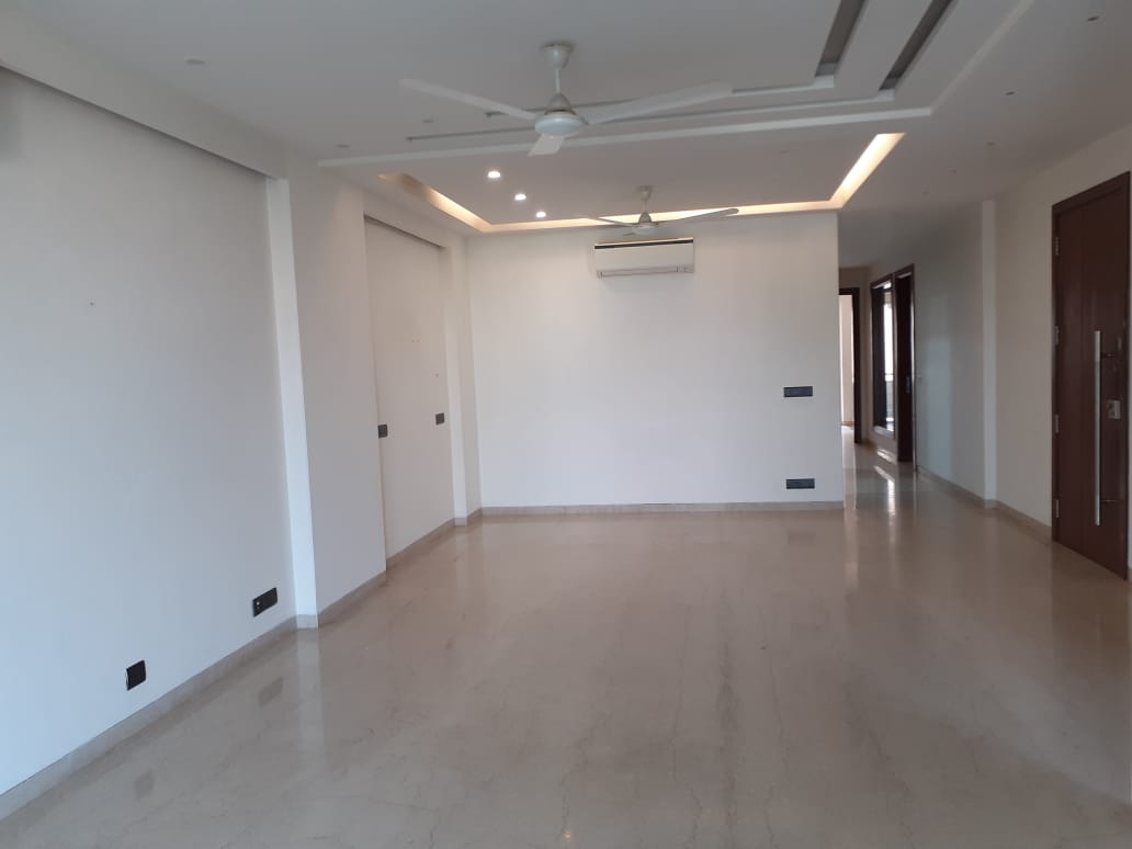 4 BHK Builder Floor For Rent in South Extension 