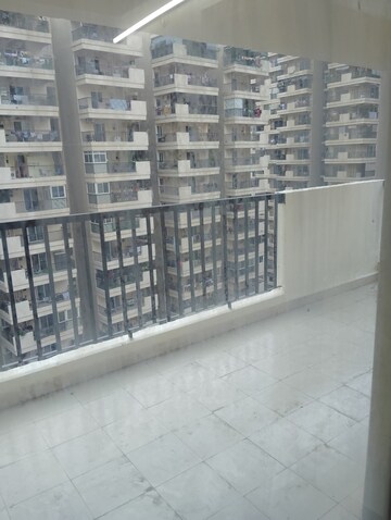 2 BHK Apartment – Exterior View View at Amrapali Centurian Park, Tech Zone 4 Greater Noida - for Rent