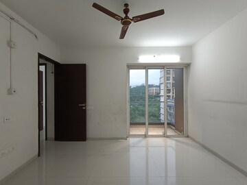 Room in 2 BHK Apartment at Akshar Alvario, Seawoods – for Rent