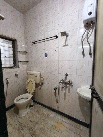 Bathroom in 2 BHK Apartment at Nerul Plaza, Nerul – for Rent