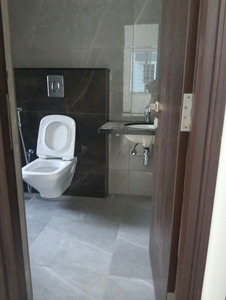 Bathroom, aparna-serene-park 2 Bedroom 1295 Sq.Ft. Apartment In Kondapur Hyderabad 9167429