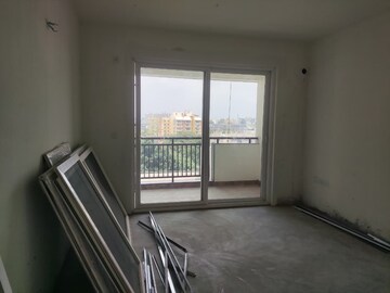 Room in 3 BHK Apartment at Salarpuria Aqua Vista, Bannerghatta Road – for Sale