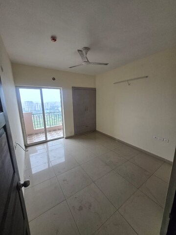 2 BHK Apartment For Rent in Landcraft Golf Links, Pandav Nagar