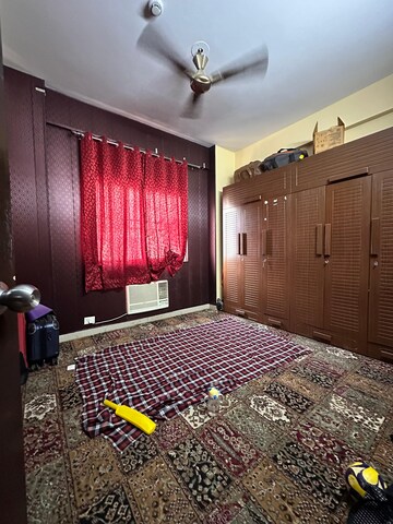 Bedroom in 2 BHK Apartment at Landcraft Golf Links, Pandav Nagar – for Rent