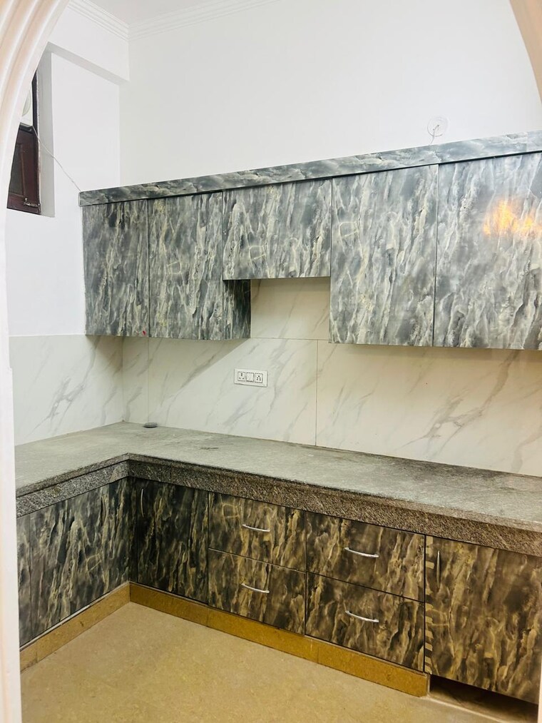 Kitchen, freedom fighters enclave 2 Bedroom 1000 Sq.Ft. Apartment In Freedom Fighters Enclave Delhi 9167587