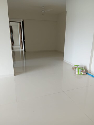 Room in 3 BHK Apartment at Vile Parle East – for Rent