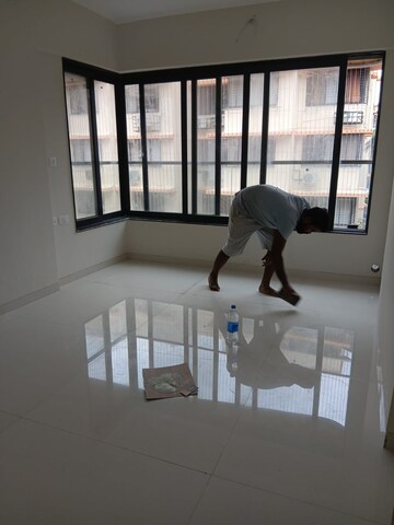 Room in 3 BHK Apartment at Vile Parle East – for Rent