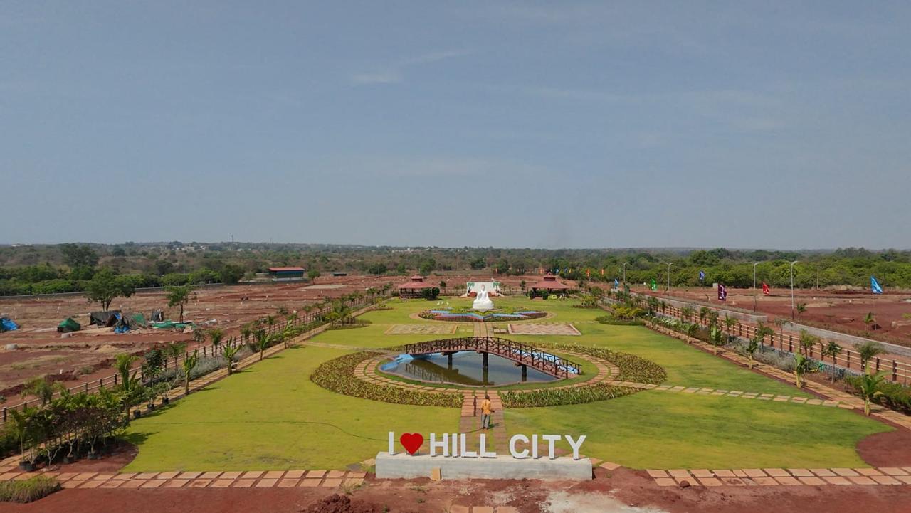 Plot For Sale in Nawabpet