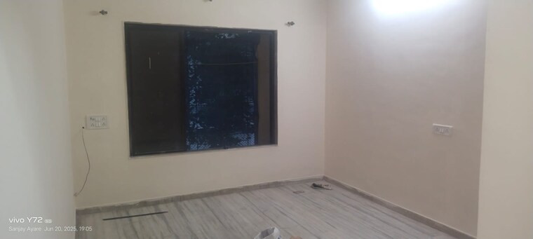 Room, sadguru-complex-i 1 Bedroom 575 Sq.Ft. Apartment In Goregaon East Mumbai 9167698