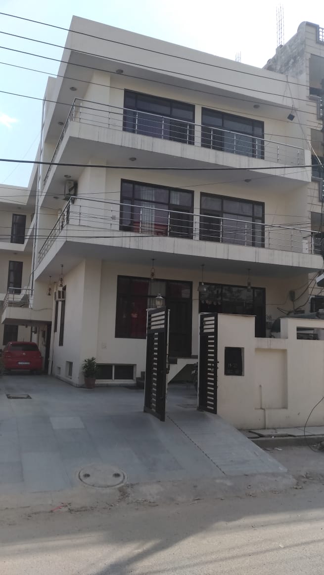 6+ BHK + Extra Room Villa For Sale in Sector 66, Noida 