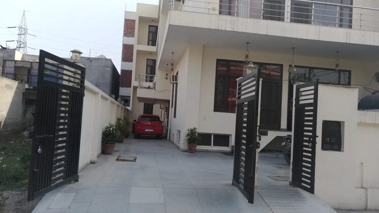 Entrance, sector 66 6+ Bedroom 330 Sq.Mt. Villa In Sector 66 Noida 9167711