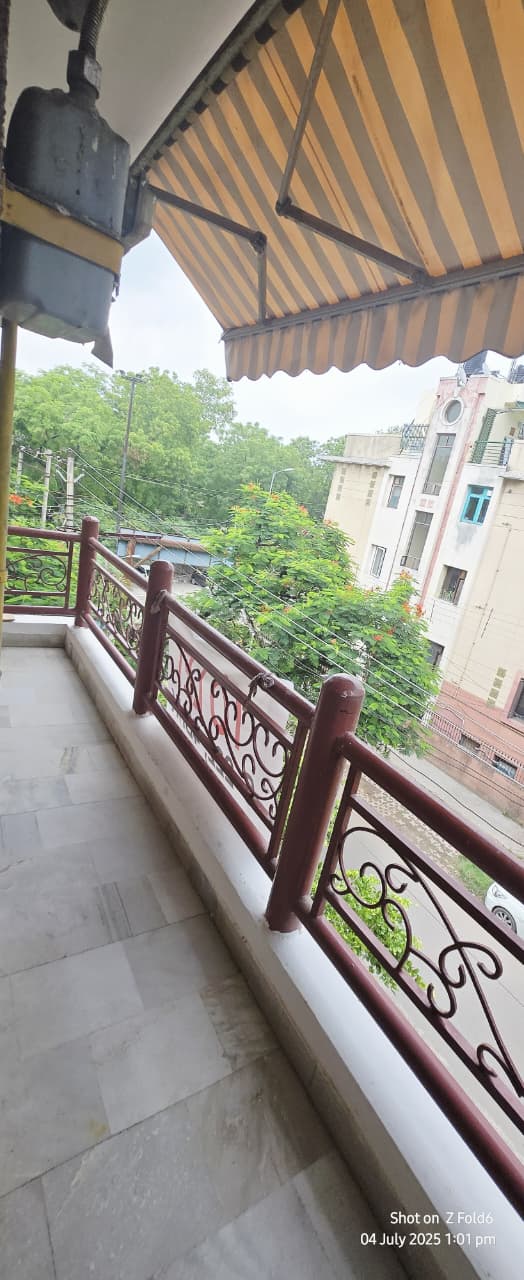 4 BHK + Servant Room Builder Floor For Rent in Sarvodaya Enclave