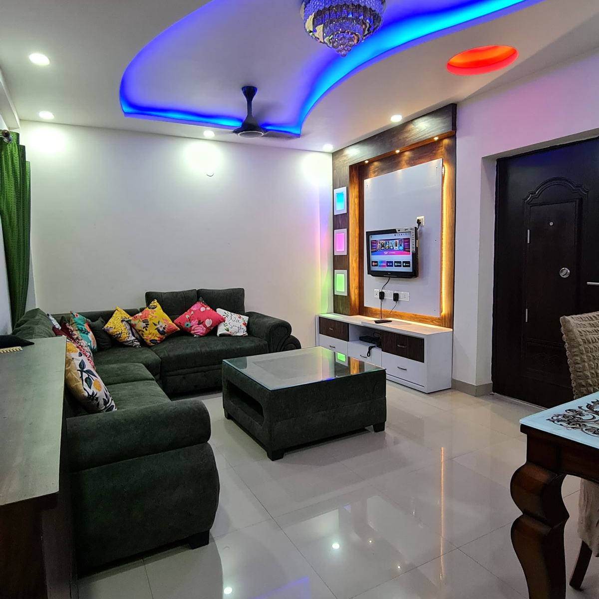2 BHK Apartment For Rent in Gulmohur Garden