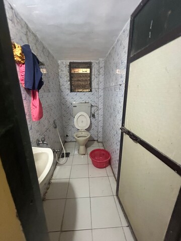Furnished Amenities in 2 BHK Independent House at Charkop Sector 2 – for Sale