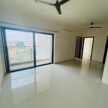 Room in 2 BHK Apartment at Duville Riverdale Heights, Santipur – for Rent