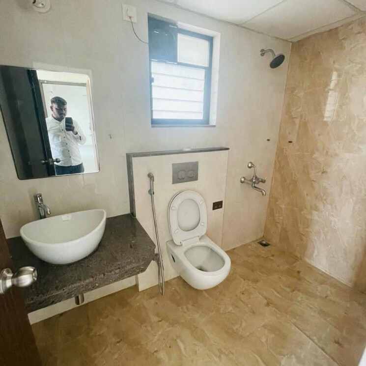 Bathroom, duville-riverdale-heights 2 Bedroom 724 Sq.Ft. Apartment In Santipur Pune 9167809