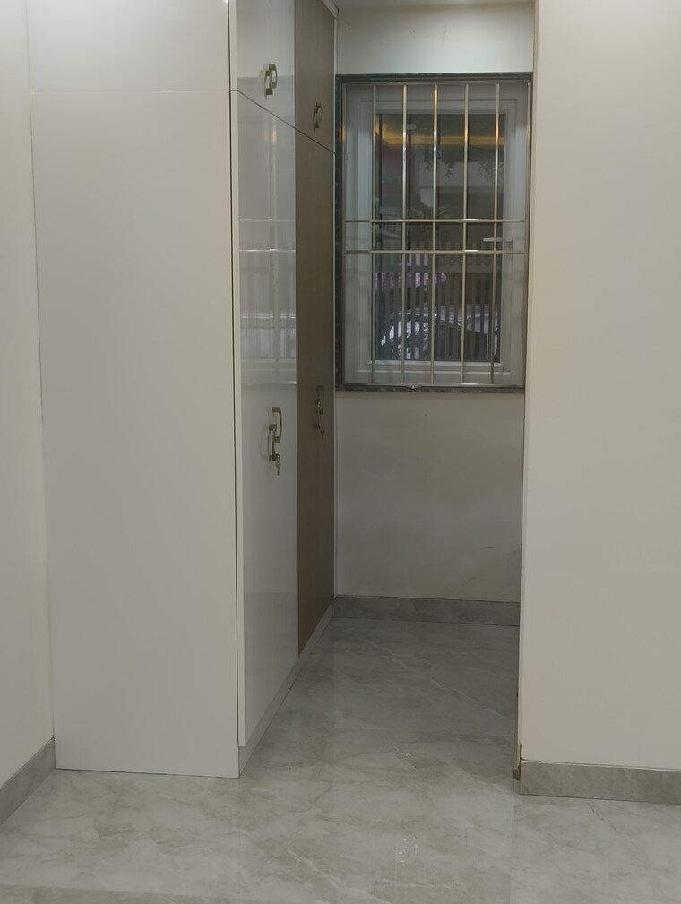Other, vasant kunj 4 Bedroom 2500 Sq.Ft. Apartment In Vasant Kunj Delhi 9167833