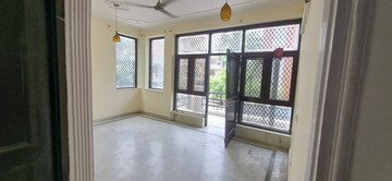 Room in 2 BHK Independent House at Sector 39 – for Rent