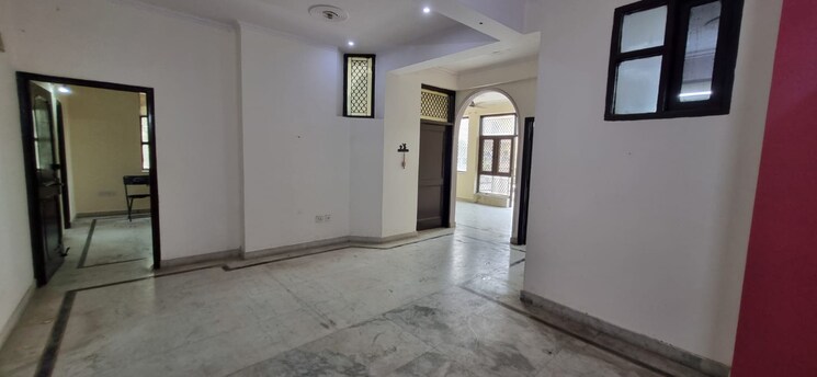 Room, sector 39 2 Bedroom 1600 Sq.Ft. Independent House In Sector 39 Noida 9167804