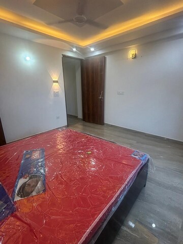 Bedroom in 1 BHK Builder Floor at Saket – for Rent
