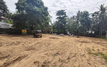 Plot For Sale in Pettah