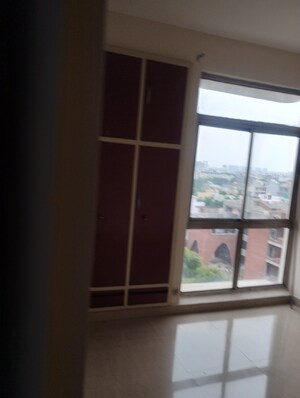  3 BHK Apartment at Piyush Heights, Sector 89 – for Sale