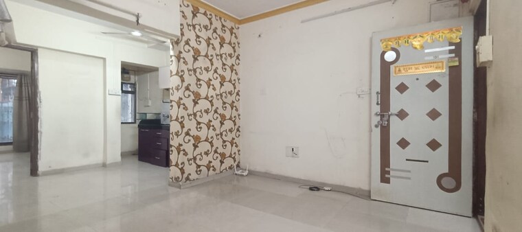 Room, dadar west 1 Bedroom 580 Sq.Ft. Apartment In Dadar West Mumbai 9167831