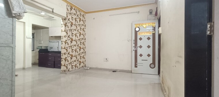 Room, dadar west 1 Bedroom 580 Sq.Ft. Apartment In Dadar West Mumbai 9167831