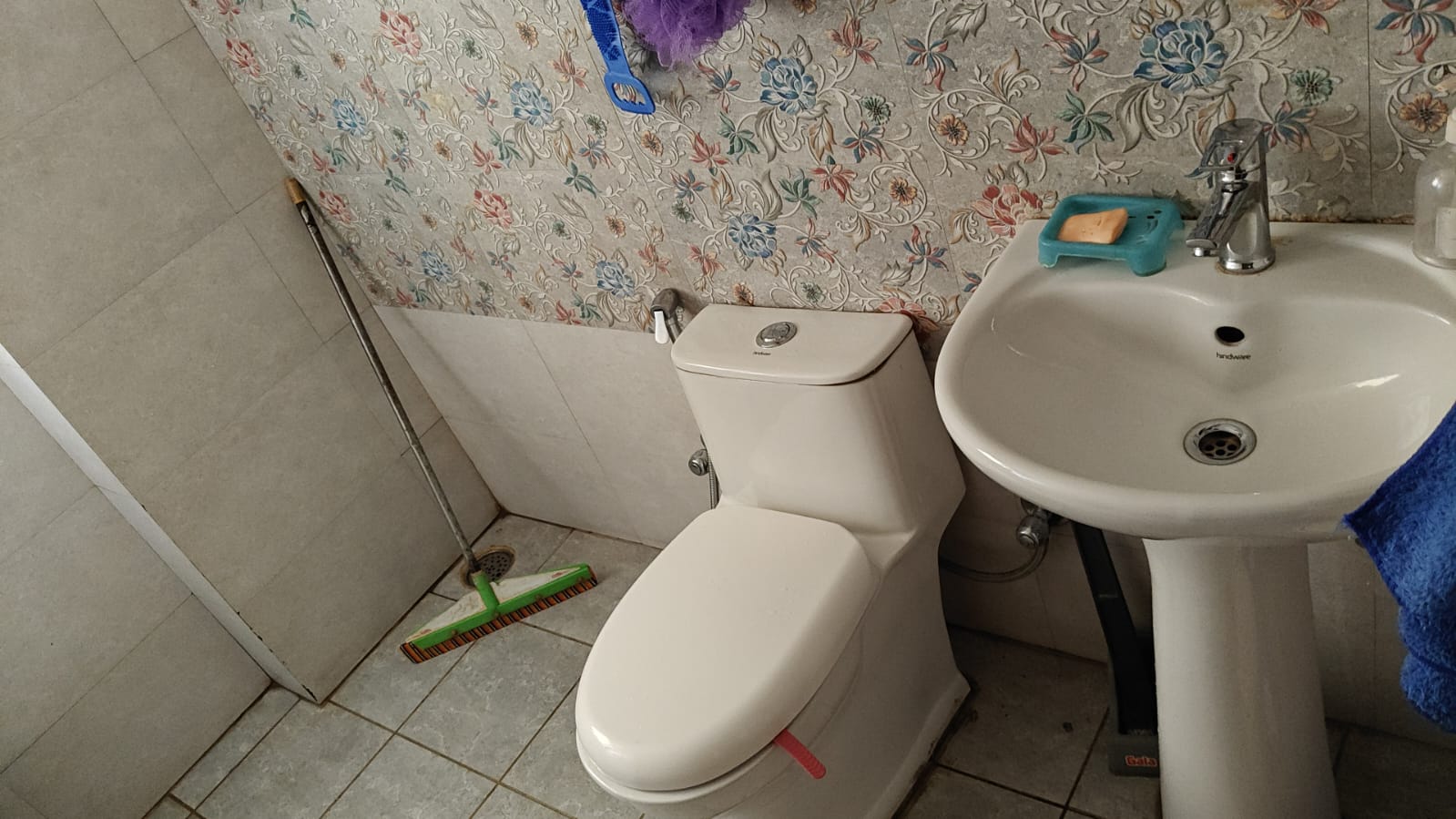 2.5 BHK + Study Room Apartment For Sale in Mahagun Mahagunpuram II