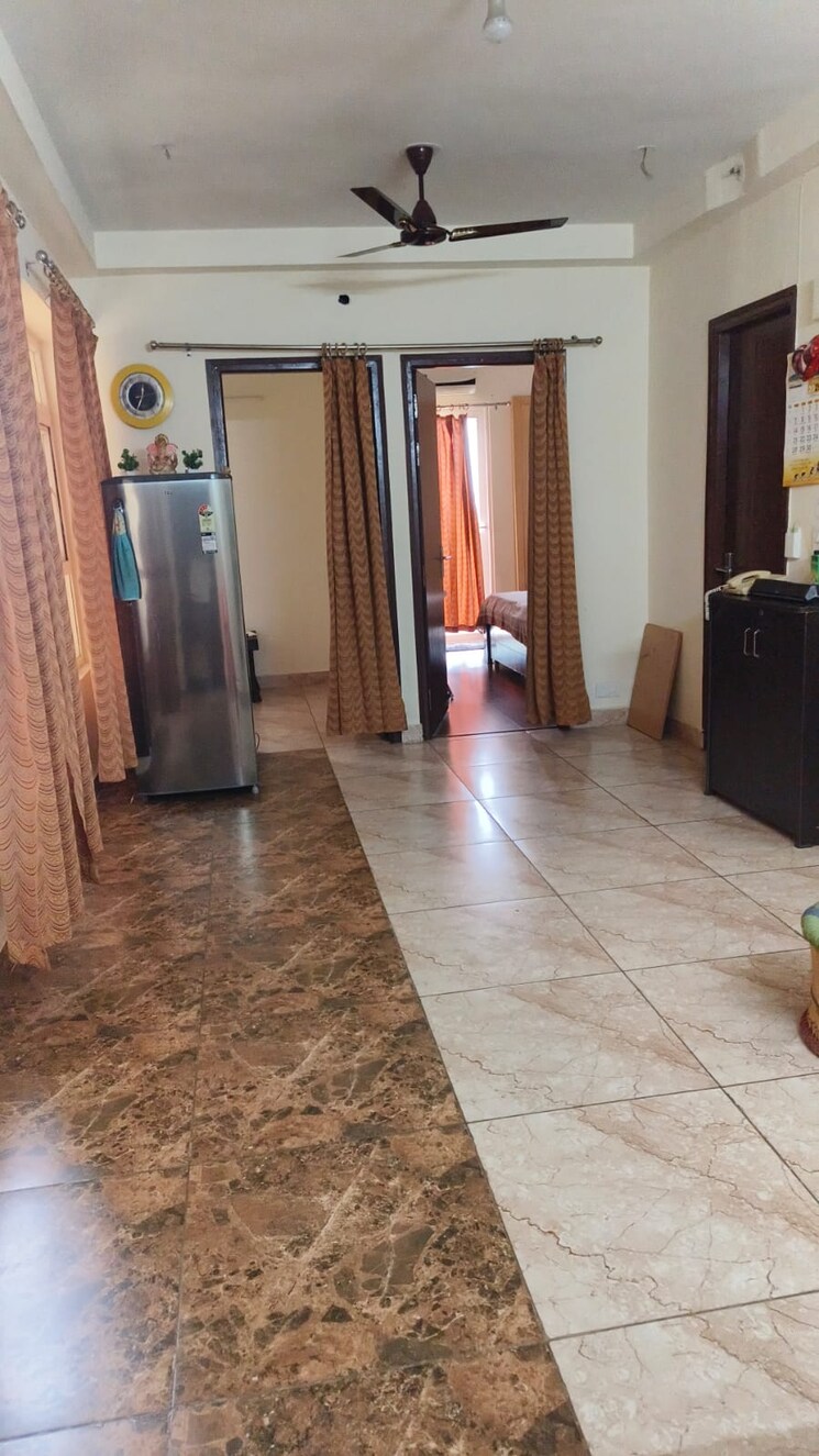 Living Room, mahagun-mahagunpuram-ii 2.5 Bedroom 1120 Sq.Ft. Apartment In Lal Kuan Ghaziabad 9167870