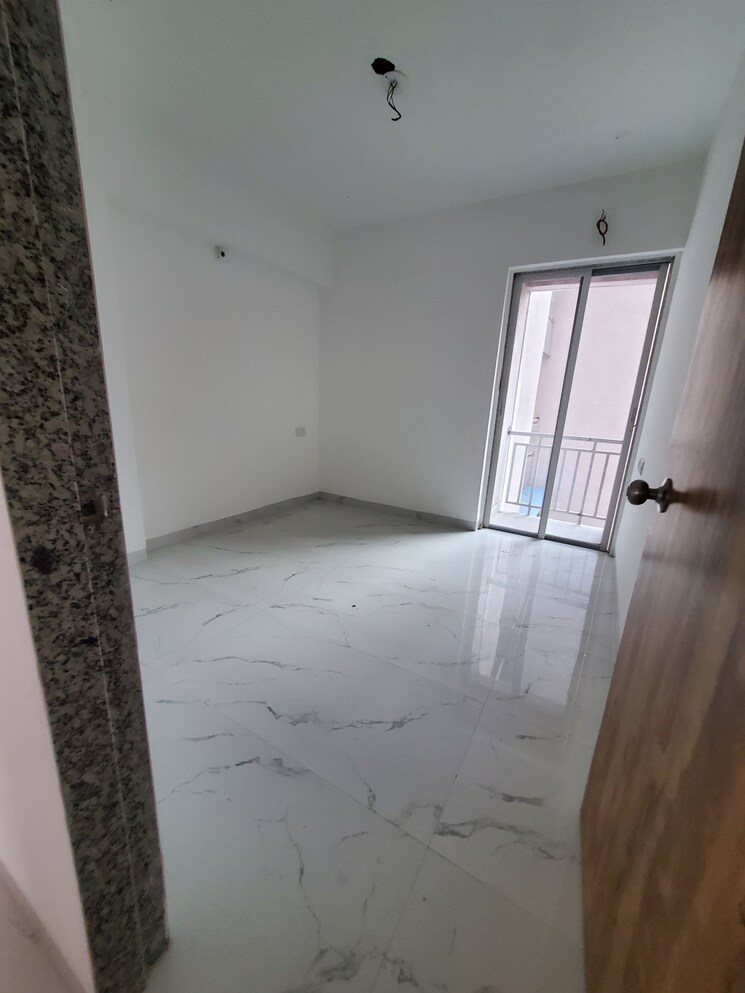 Bathroom, rk-cosmos-chs 2 Bedroom 542 Sq.Ft. Apartment In Thane West Thane 9167861