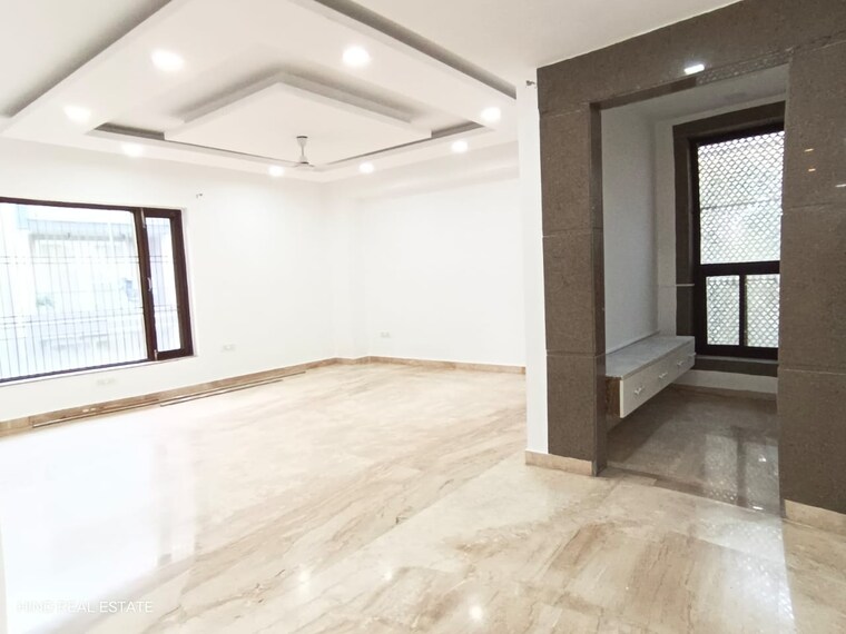 Room, vasant kunj 4 Bedroom 3600 Sq.Ft. Builder Floor In Vasant Kunj Delhi 9167937