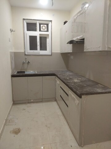 Kitchen in 2 BHK Builder Floor at Greenwood City, Sector 40 – for Rent