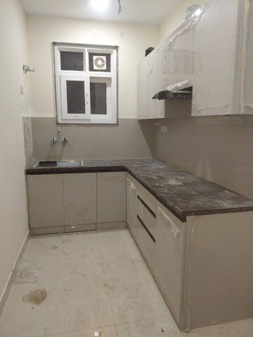 Kitchen in 2 BHK Builder Floor at Greenwood City, Sector 40 – for Rent