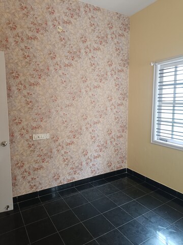 Room in 2 BHK Builder Floor at Rustam Bagh, Old Airport Road – for Rent