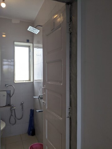 Bathroom in 1.5 BHK Apartment at Bandra West – for Rent