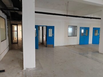 Room in  Industrial Plot at Sector 58 – for Rent