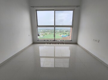 Room in 3 BHK Apartment at Godrej Boulevard, Manjari – for Rent