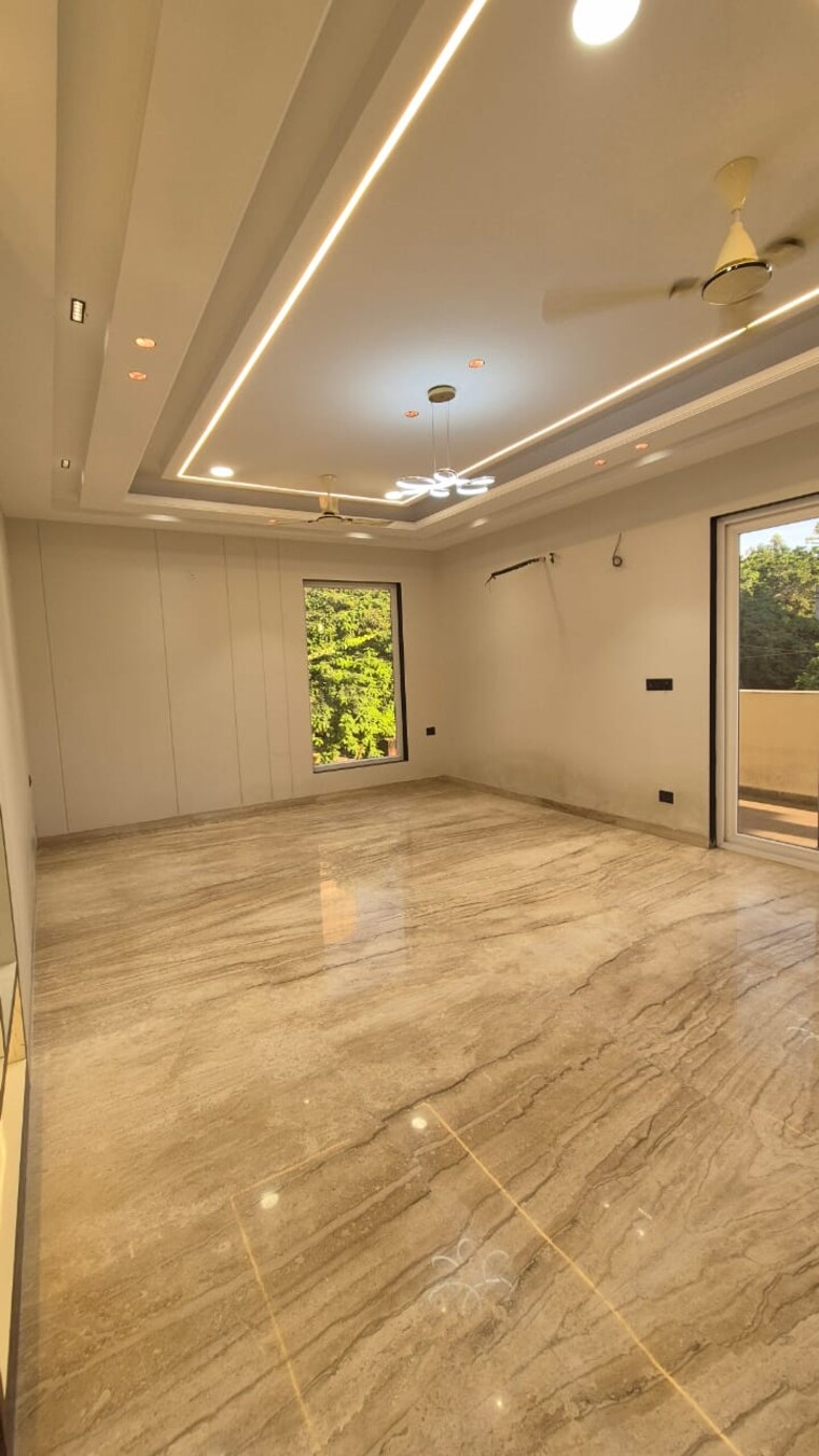 Room, sector 21c 4 Bedroom 4500 Sq.Ft. Builder Floor In Sector 21c Faridabad 9167977