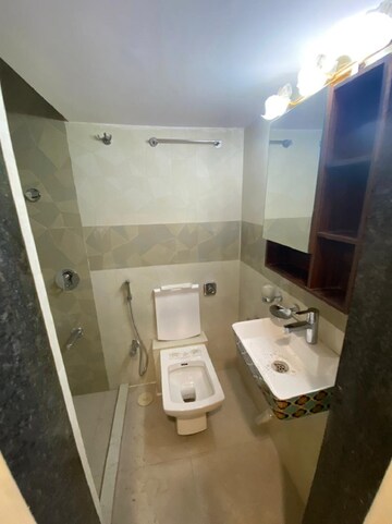 Bathroom in 1.5 BHK Apartment at Bandra West – for Rent